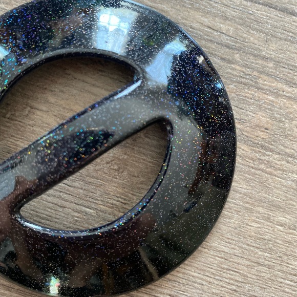 SET OF 2 VINTAGE SPARKLY GLITTERY BUCKLE SCARF SLIDER - Picture 7 of 8